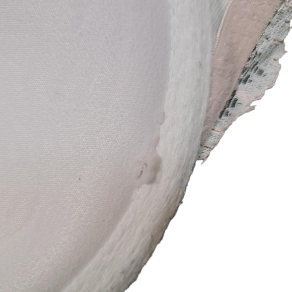 VICTORIAS SECRET very sexy push up 34D - Picture 7 of 8